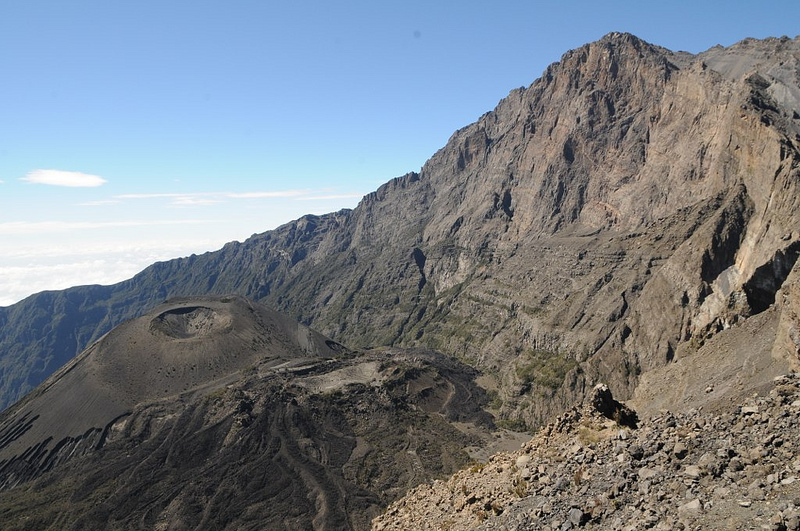 kili view and safaris mout meru climbing